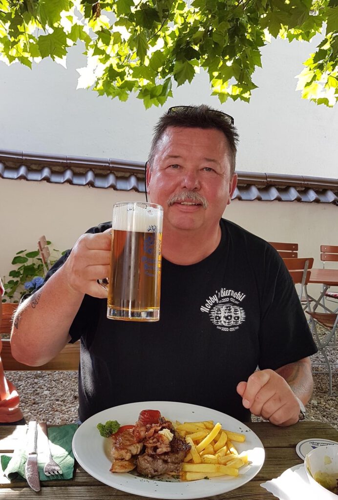 Mehr über den Artikel erfahren Oktoberfest am 14.10.2023 ab 19:00 Uhr