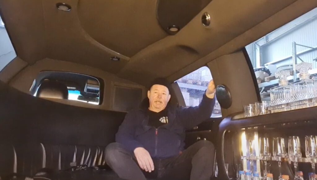 Mehr über den Artikel erfahren Ein Beitrag aus der Limousine